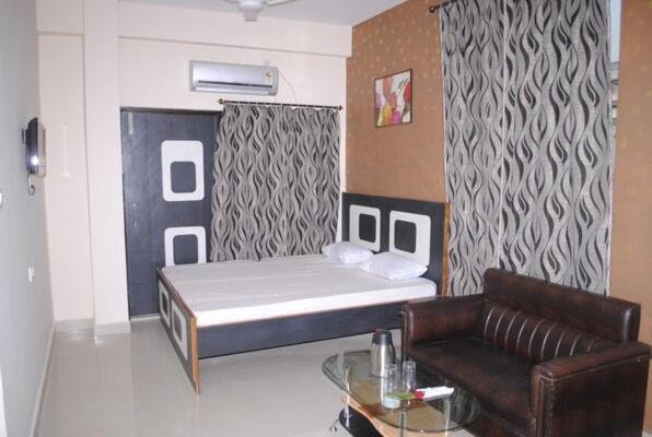 Hotel Surya Jumri Tilaiya Екстериор снимка