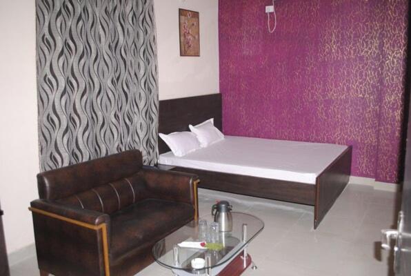 Hotel Surya Jumri Tilaiya Екстериор снимка