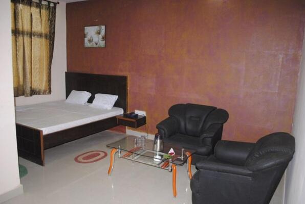 Hotel Surya Jumri Tilaiya Екстериор снимка